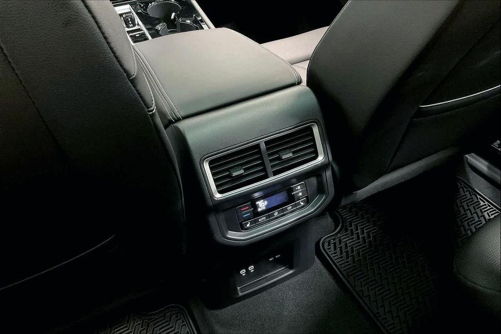 new 2025 Volkswagen Atlas car, priced at $56,939