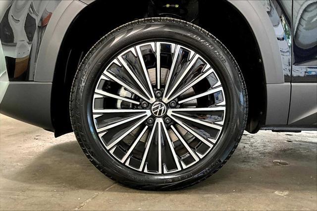 new 2025 Volkswagen Taos car, priced at $31,088