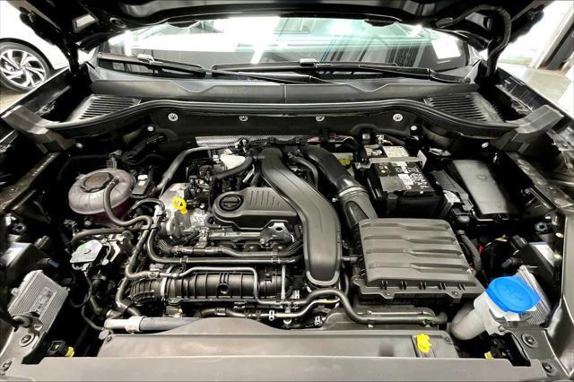new 2025 Volkswagen Taos car, priced at $31,088
