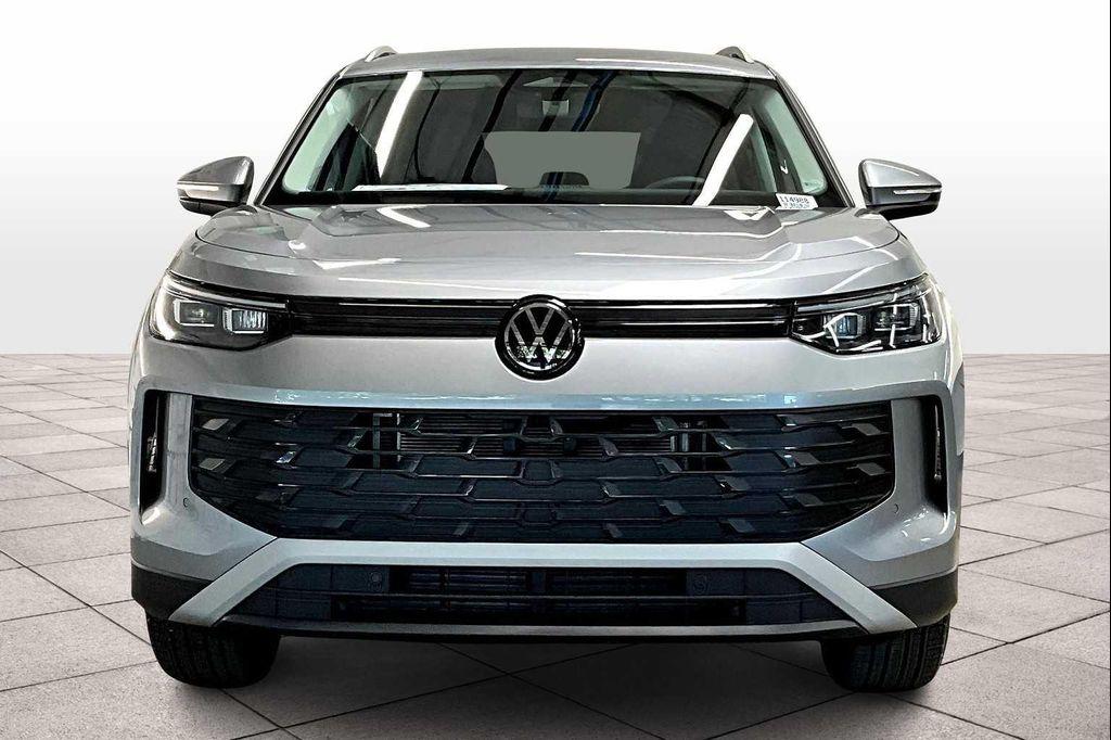 new 2025 Volkswagen Tiguan car, priced at $36,826