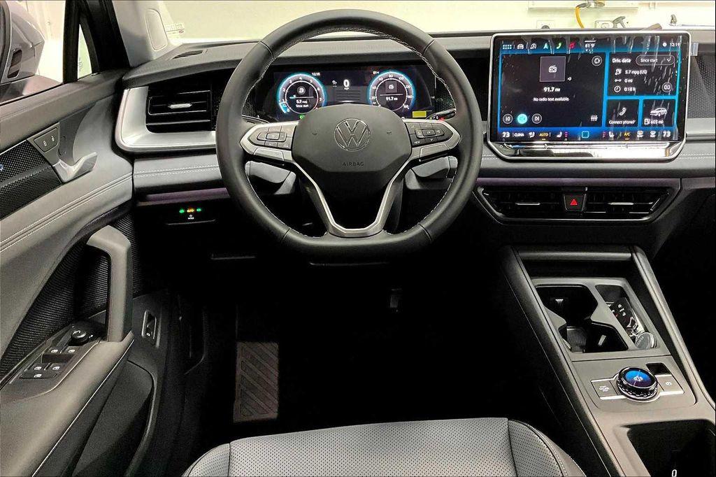 new 2025 Volkswagen Tiguan car, priced at $36,826