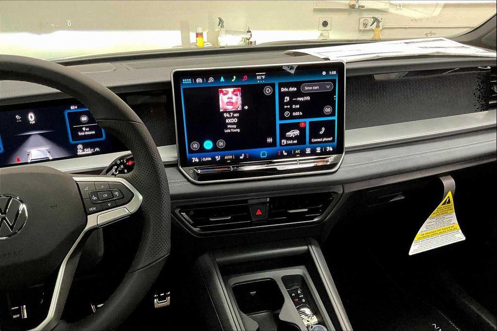 new 2025 Volkswagen Tiguan car, priced at $38,853