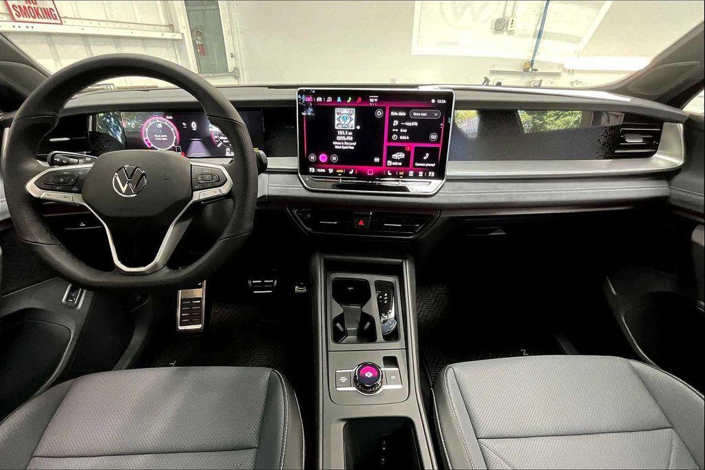 new 2025 Volkswagen Tiguan car, priced at $39,709