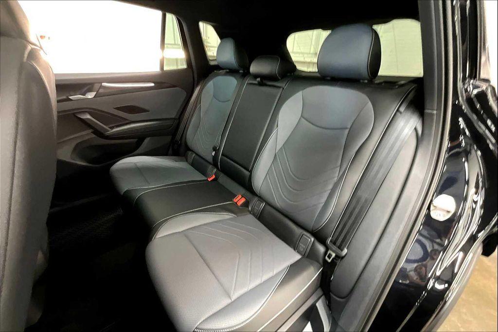 new 2025 Volkswagen Tiguan car, priced at $39,709