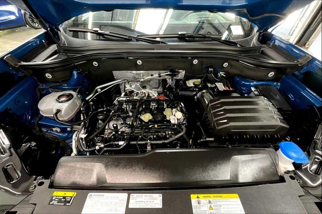 used 2025 Volkswagen Atlas Cross Sport car, priced at $45,995