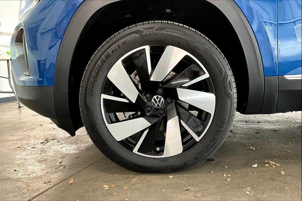 used 2025 Volkswagen Atlas Cross Sport car, priced at $45,995
