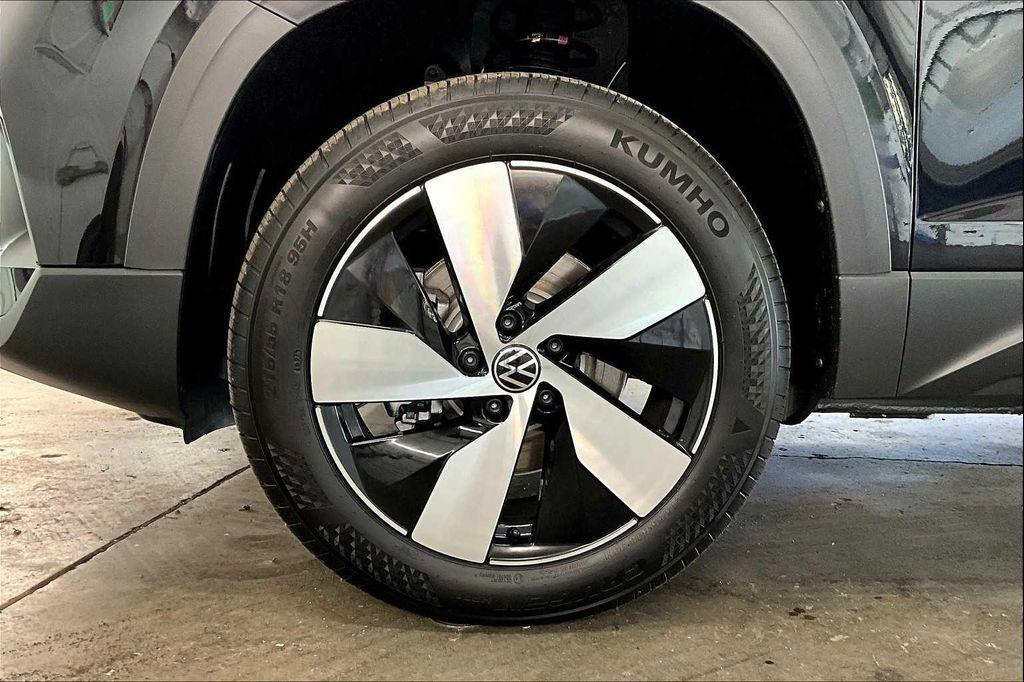 new 2025 Volkswagen Taos car, priced at $28,916