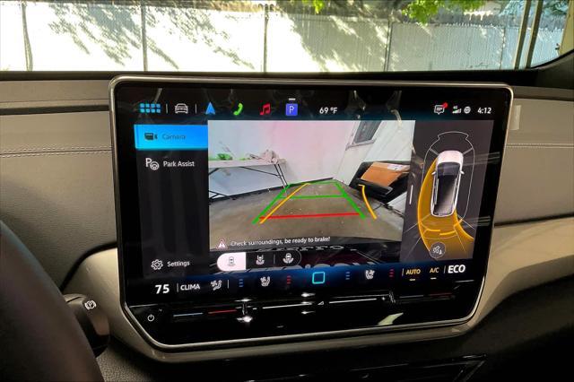 new 2025 Volkswagen ID.4 car, priced at $56,176