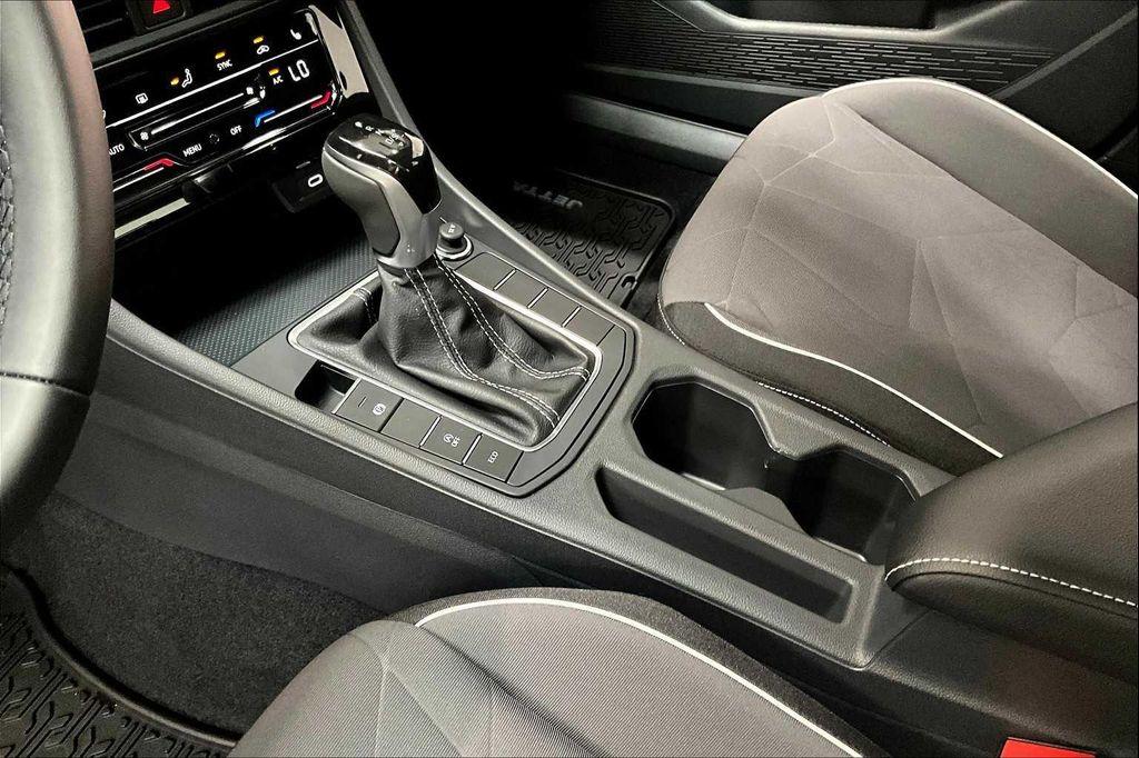 new 2025 Volkswagen Jetta car, priced at $25,796