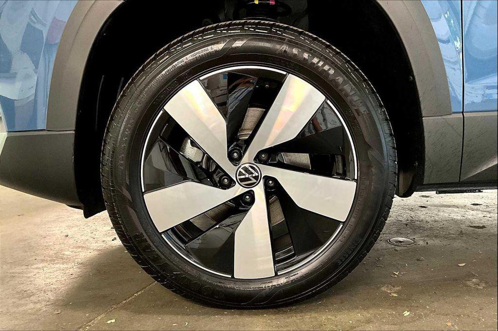 new 2025 Volkswagen Taos car, priced at $28,416