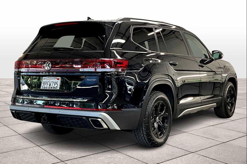 used 2025 Volkswagen Atlas car, priced at $44,403
