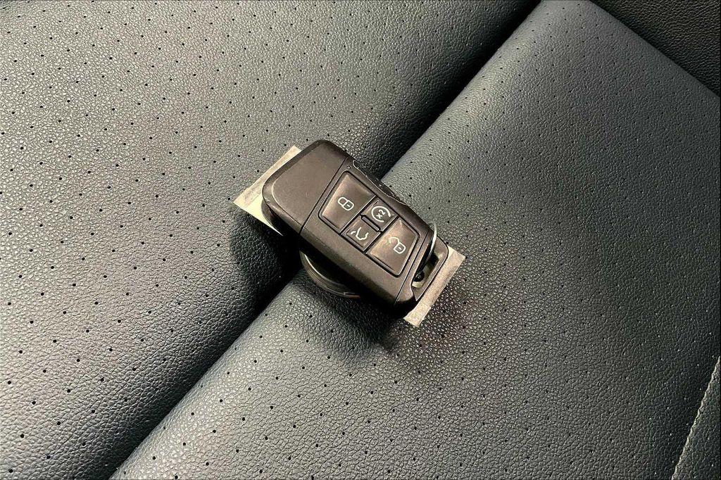 used 2022 Volkswagen Atlas Cross Sport car, priced at $26,497