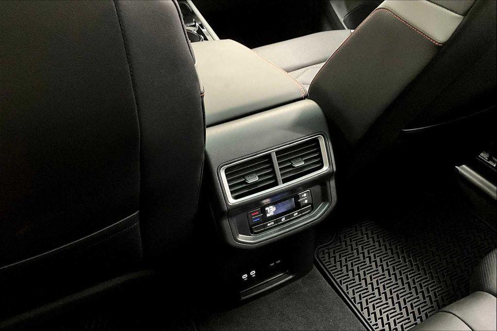 new 2025 Volkswagen Atlas car, priced at $49,059