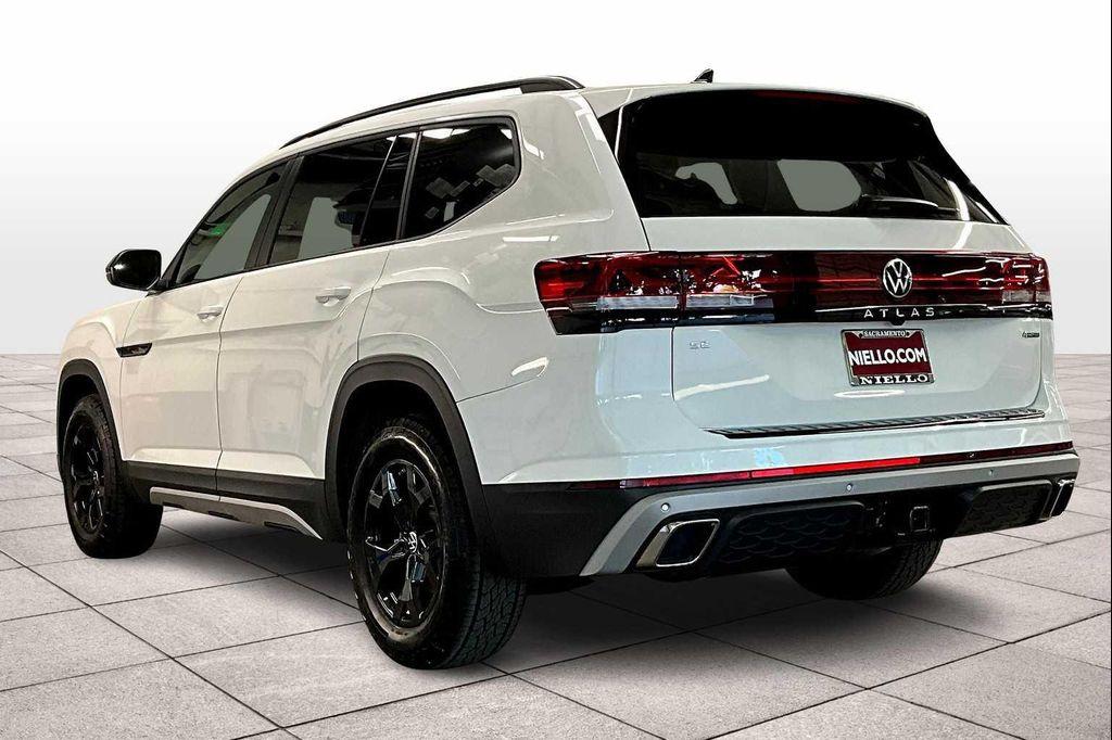 new 2025 Volkswagen Atlas car, priced at $49,059