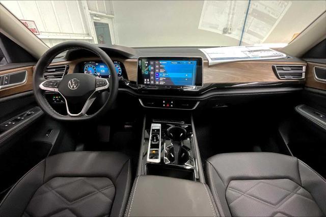 new 2025 Volkswagen Atlas car, priced at $48,287