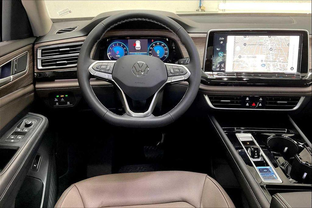 new 2025 Volkswagen Atlas car, priced at $51,694