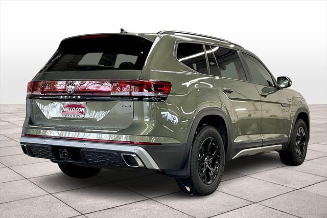 new 2025 Volkswagen Atlas car, priced at $50,161