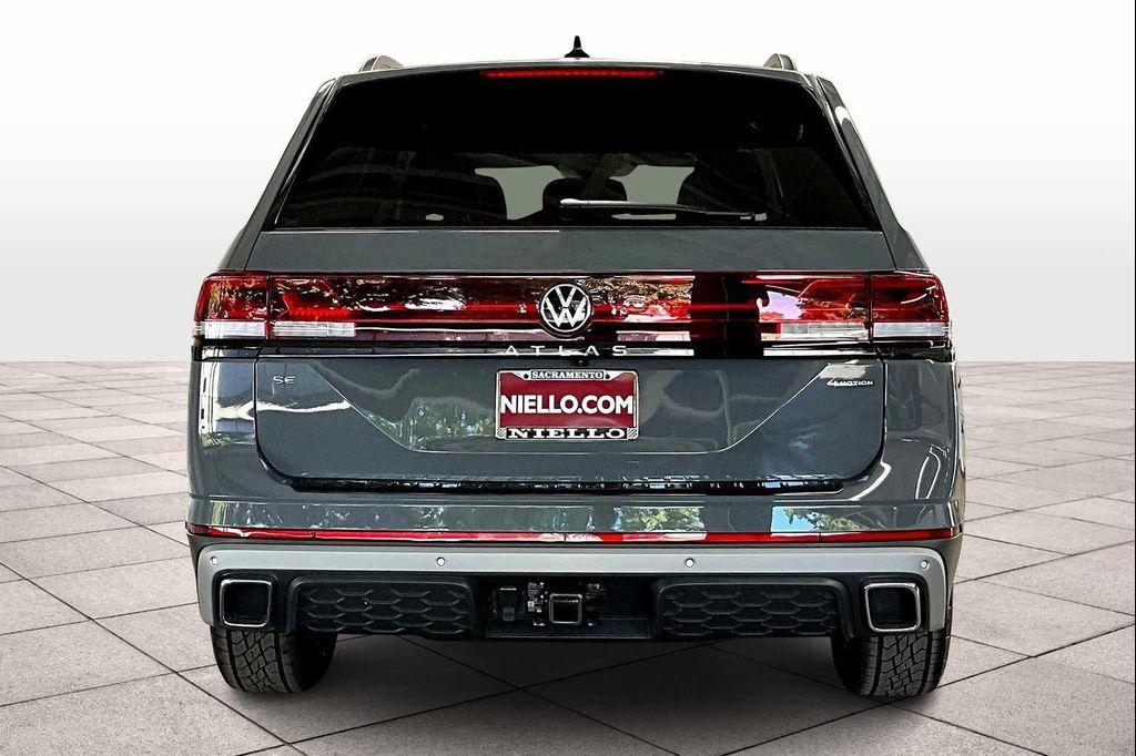new 2025 Volkswagen Atlas car, priced at $49,514