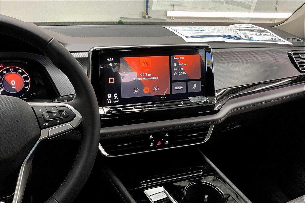 new 2025 Volkswagen Atlas car, priced at $49,514