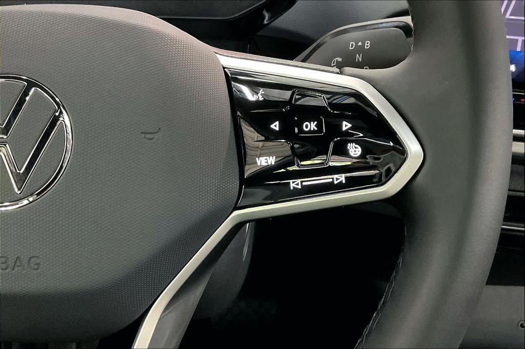 new 2025 Volkswagen ID.4 car, priced at $56,631