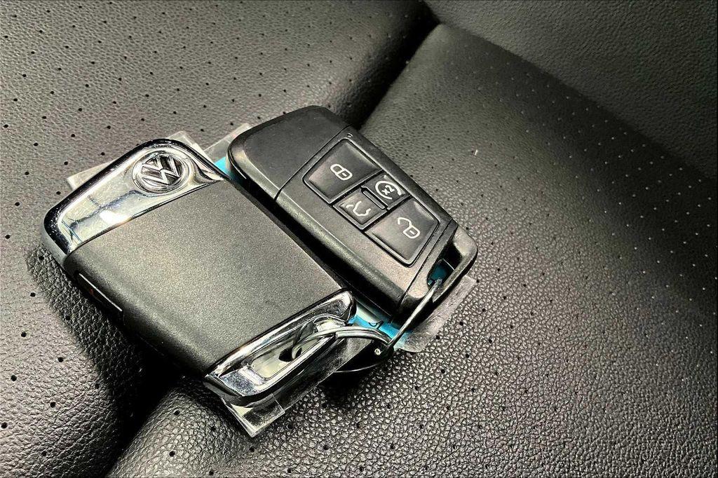 used 2022 Volkswagen Atlas car, priced at $30,495