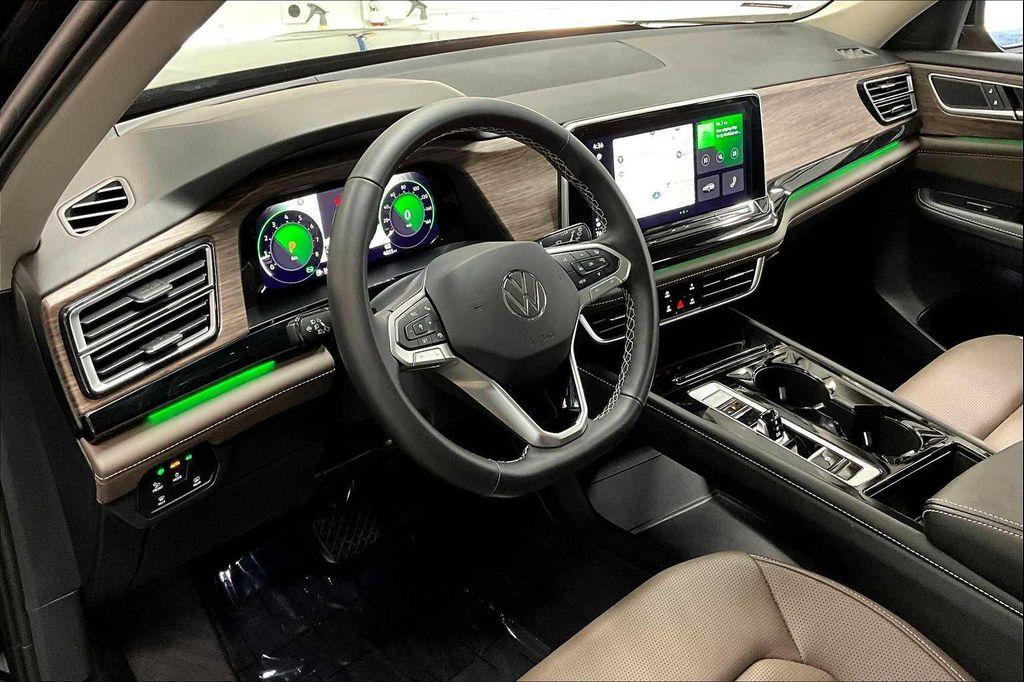 used 2025 Volkswagen Atlas car, priced at $44,659