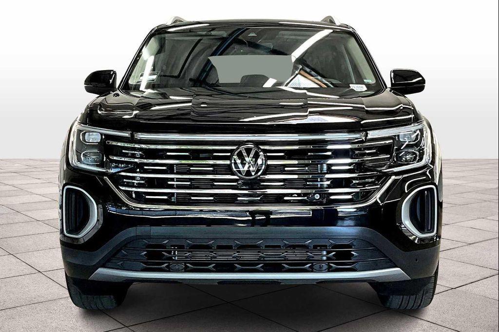 used 2025 Volkswagen Atlas car, priced at $44,659