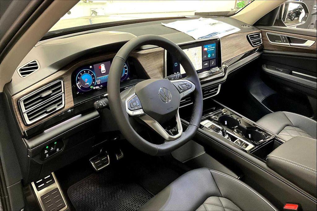 new 2026 Volkswagen Atlas car, priced at $57,804