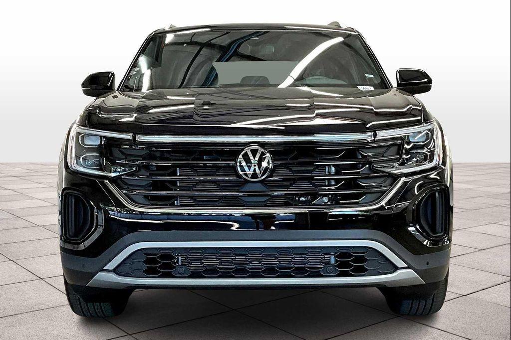 new 2025 Volkswagen Atlas Cross Sport car, priced at $47,451