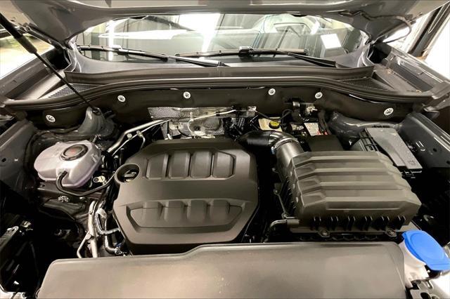 new 2025 Volkswagen Atlas car, priced at $51,289