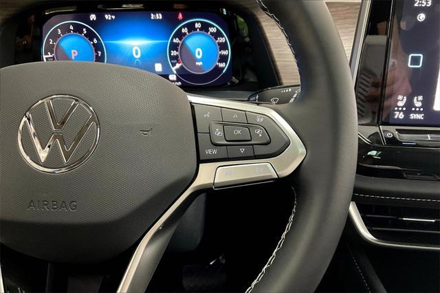 new 2025 Volkswagen Atlas car, priced at $51,289