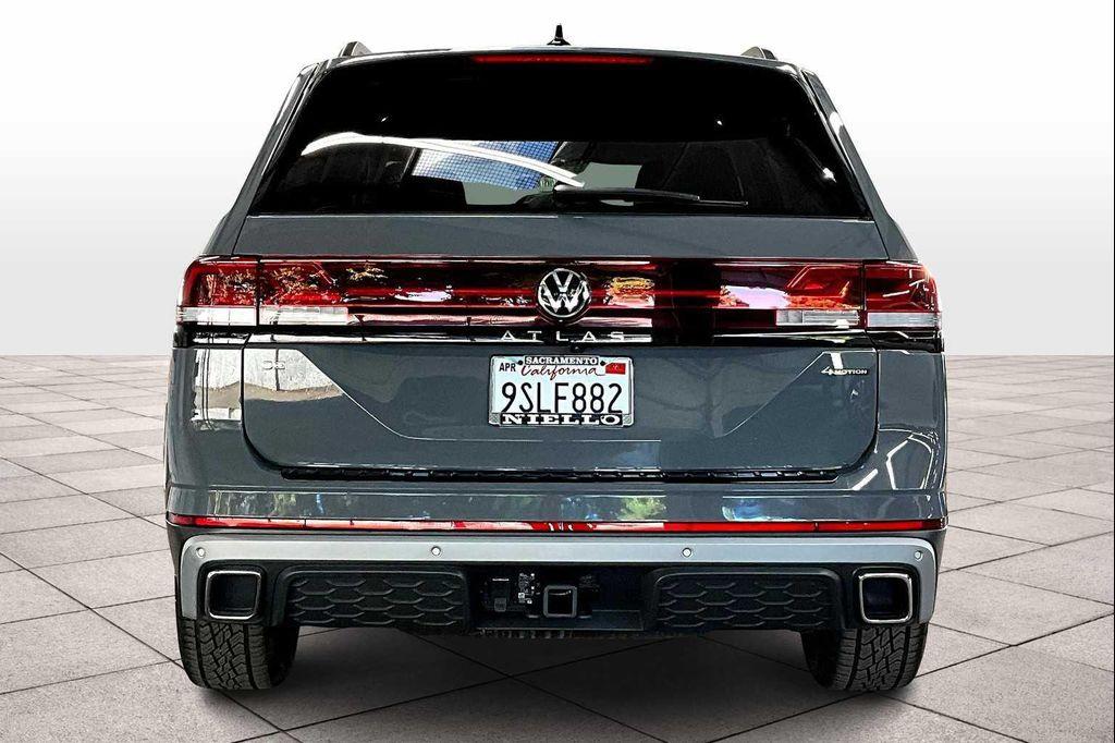 used 2025 Volkswagen Atlas car, priced at $43,572