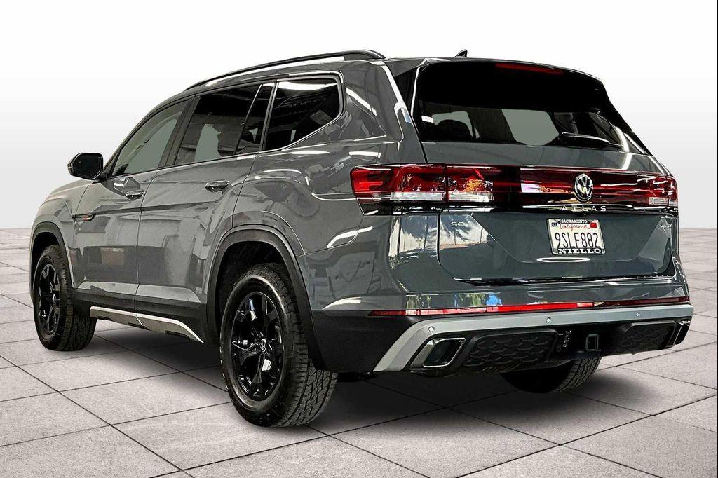 used 2025 Volkswagen Atlas car, priced at $43,572