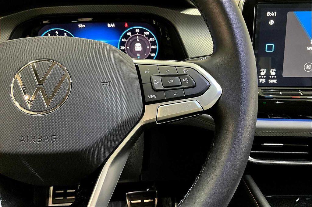 used 2025 Volkswagen Atlas car, priced at $43,572