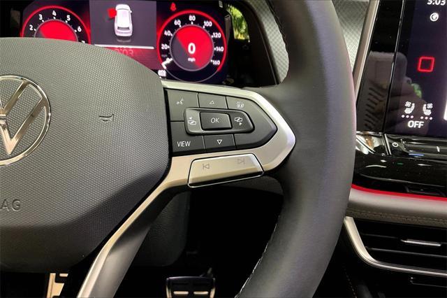 new 2025 Volkswagen Atlas car, priced at $49,754