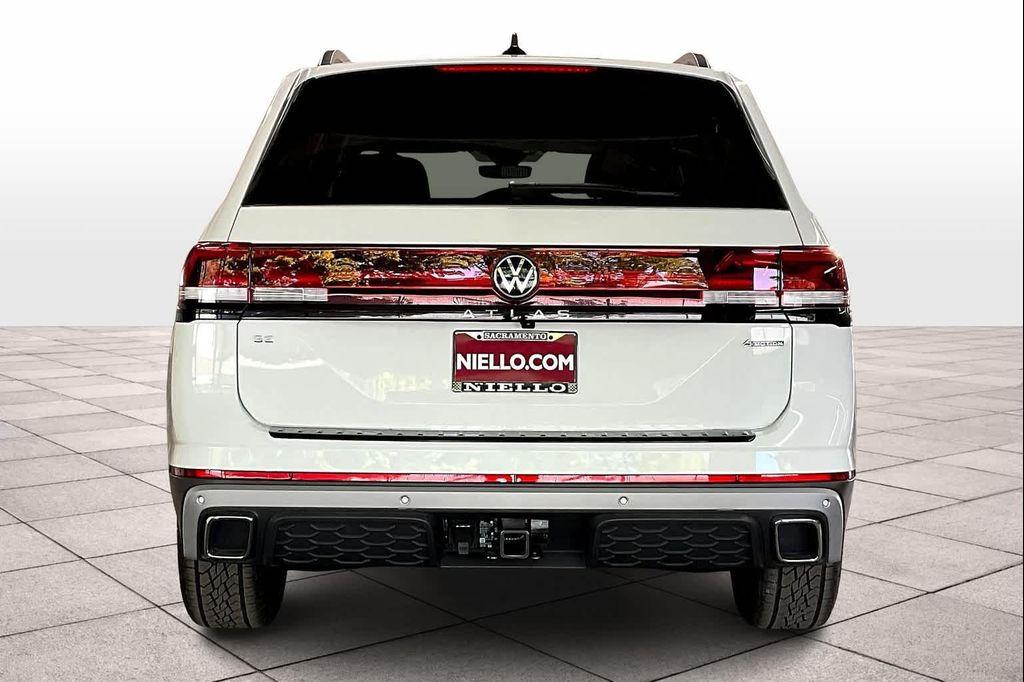 new 2025 Volkswagen Atlas car, priced at $49,754