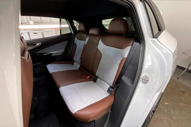 new 2025 Volkswagen ID.4 car, priced at $51,076