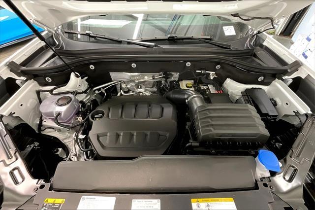 new 2025 Volkswagen Atlas car, priced at $46,492