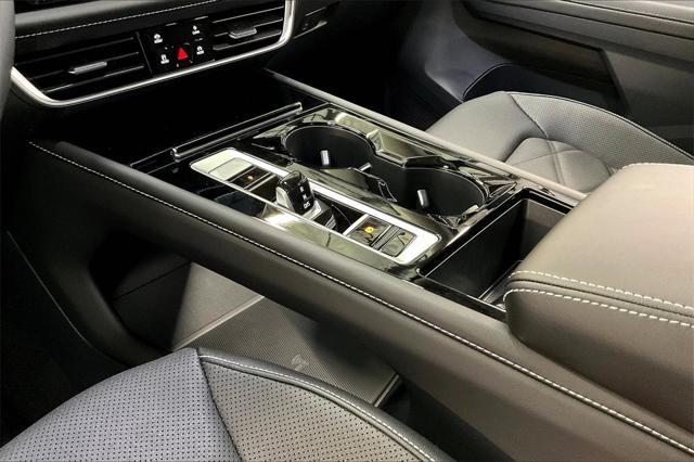 new 2025 Volkswagen Atlas car, priced at $46,492