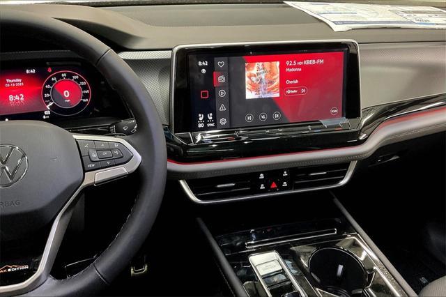 new 2025 Volkswagen Atlas car, priced at $49,059