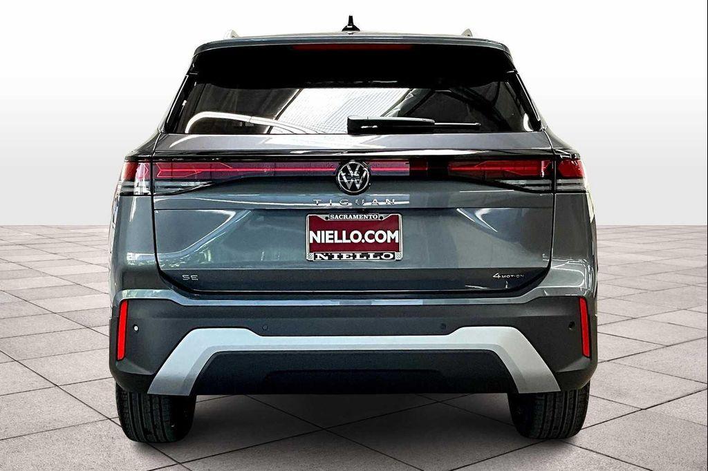 new 2025 Volkswagen Tiguan car, priced at $36,720