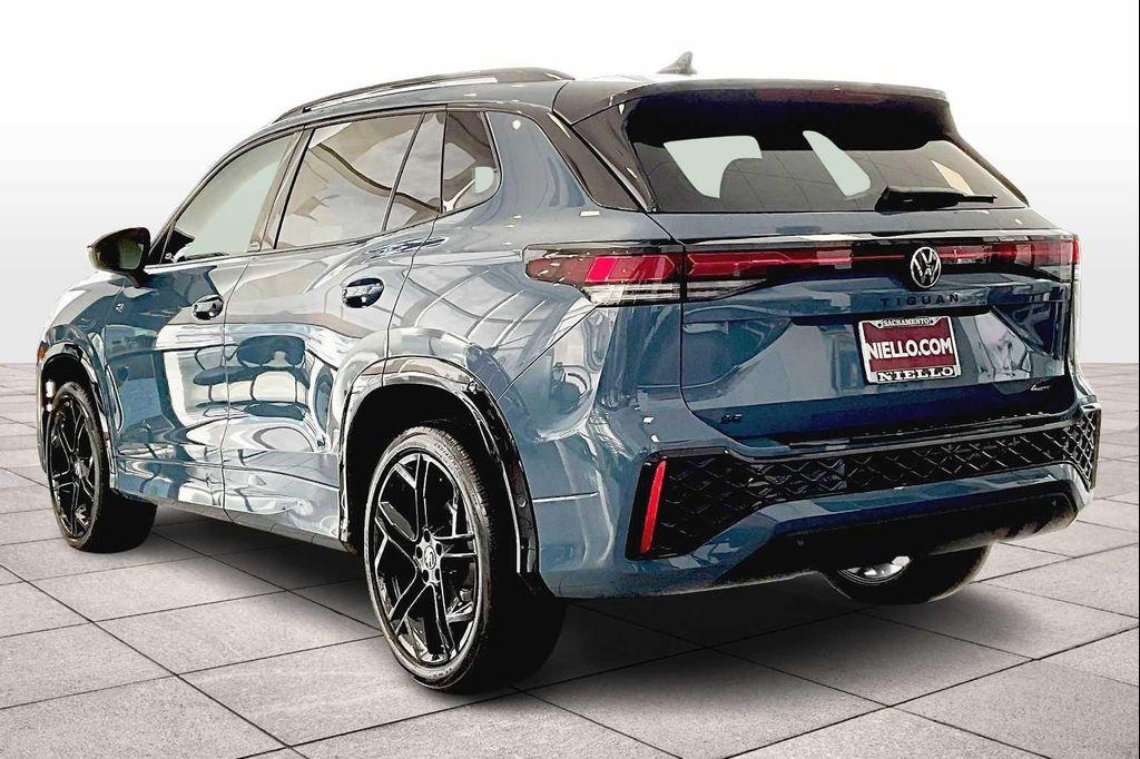 new 2025 Volkswagen Tiguan car, priced at $39,467