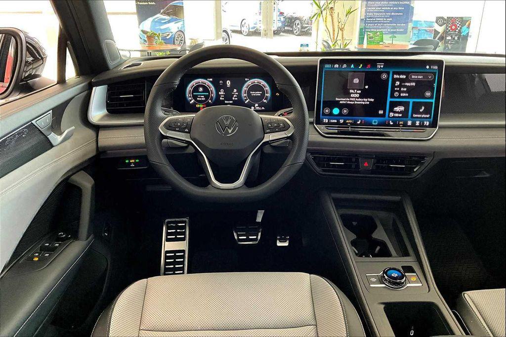 new 2025 Volkswagen Tiguan car, priced at $39,467