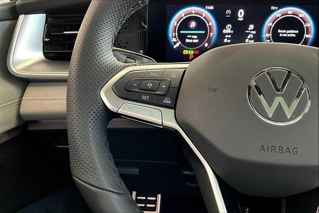 new 2025 Volkswagen Tiguan car, priced at $39,467