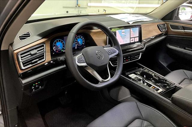 new 2025 Volkswagen Atlas car, priced at $48,982