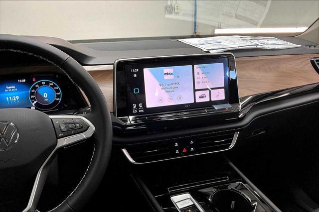new 2025 Volkswagen Atlas car, priced at $48,982
