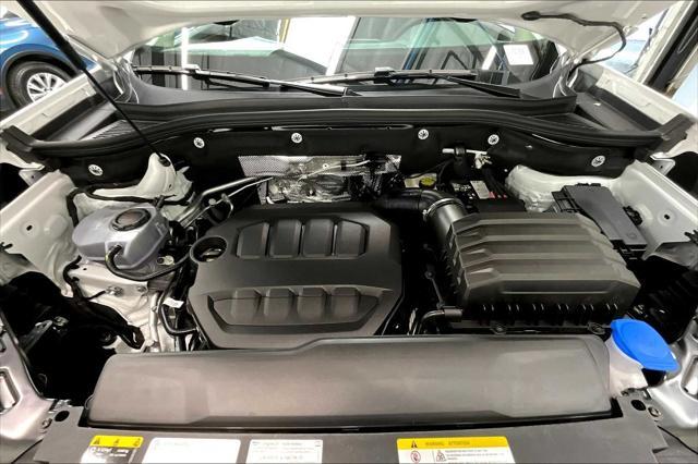 new 2025 Volkswagen Atlas car, priced at $47,087