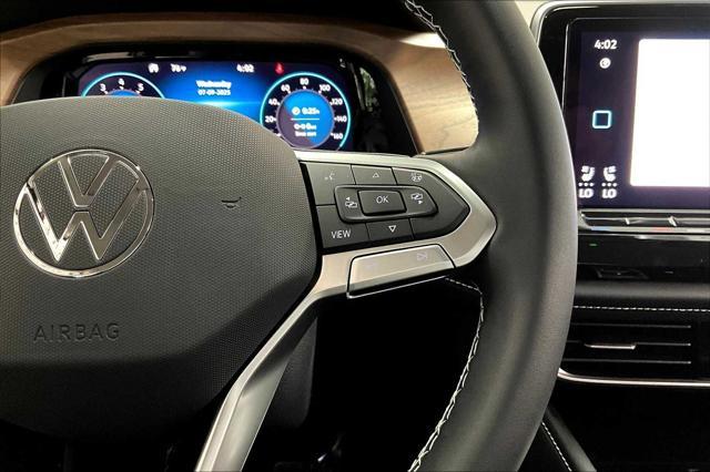 new 2025 Volkswagen Atlas car, priced at $47,087