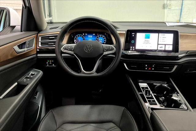 new 2025 Volkswagen Atlas car, priced at $47,087