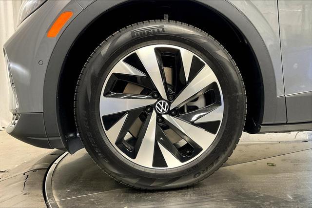 new 2024 Volkswagen ID.4 car, priced at $47,478